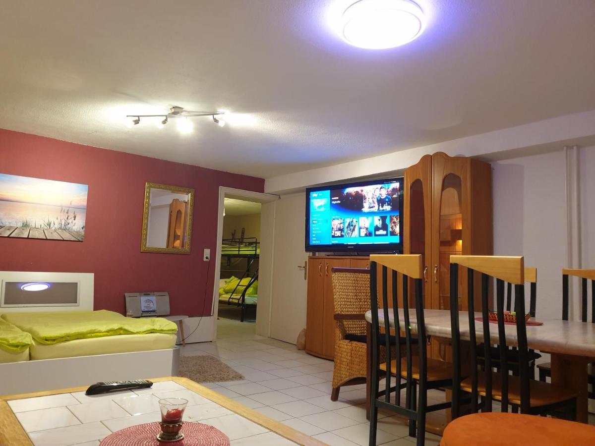 Sions Grosse Ferienwohnung Ferienwohnung Mit 3 Schlafzimmer, 2 Km Bis Zum Europapark Rust Kappel-Grafenhausen Eksteriør bilde